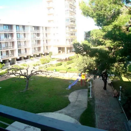 Bahia Mar *